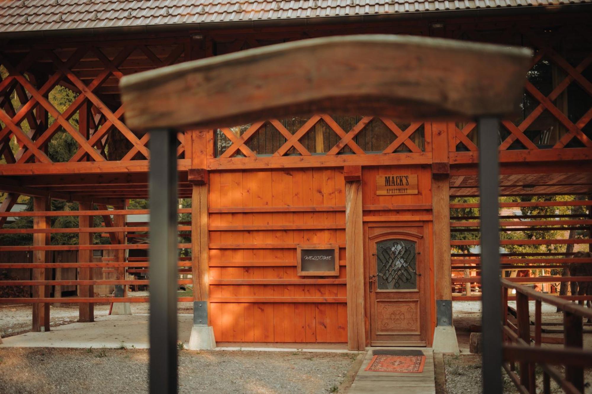 Вилла Ranc Mackadam Ranch Mackadam Тржич Экстерьер фото